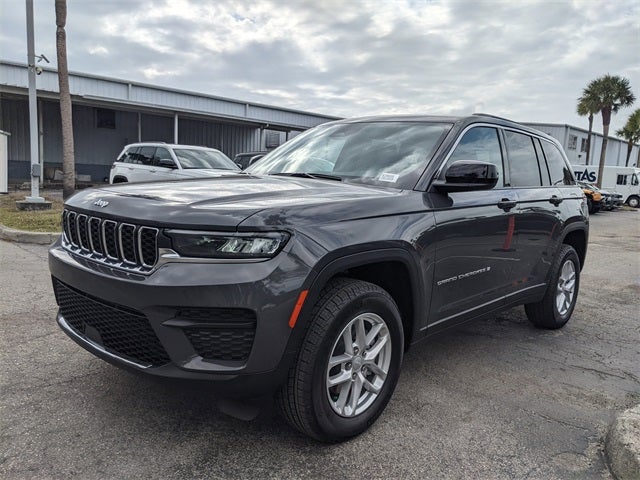 2025 Jeep Grand Cherokee GRAND CHEROKEE LAREDO X 4X2