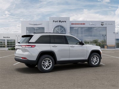 2025 Jeep Grand Cherokee GRAND CHEROKEE LAREDO X 4X2