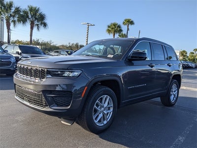 2025 Jeep Grand Cherokee GRAND CHEROKEE LAREDO X 4X2