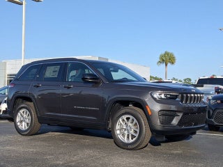 2025 Jeep Grand Cherokee GRAND CHEROKEE LAREDO X 4X2