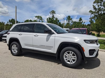 2025 Jeep Grand Cherokee GRAND CHEROKEE LAREDO 4X2