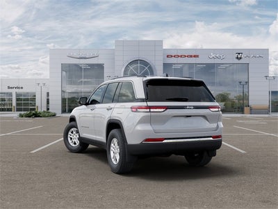 2025 Jeep Grand Cherokee GRAND CHEROKEE LAREDO 4X2