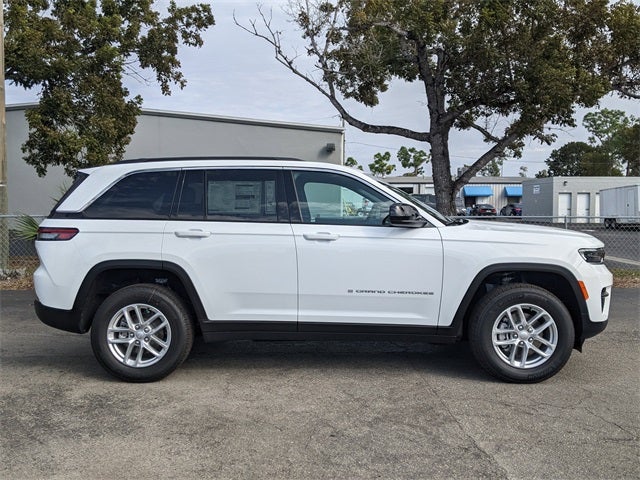 2025 Jeep Grand Cherokee GRAND CHEROKEE LAREDO X 4X2