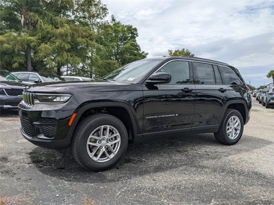 2025 Jeep Grand Cherokee GRAND CHEROKEE LAREDO X 4X2