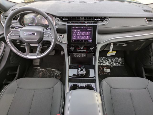 2026 Jeep Grand Cherokee GRAND CHEROKEE LAREDO 4X2