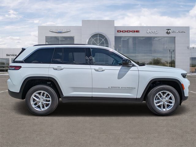 2026 Jeep Grand Cherokee GRAND CHEROKEE LAREDO 4X2