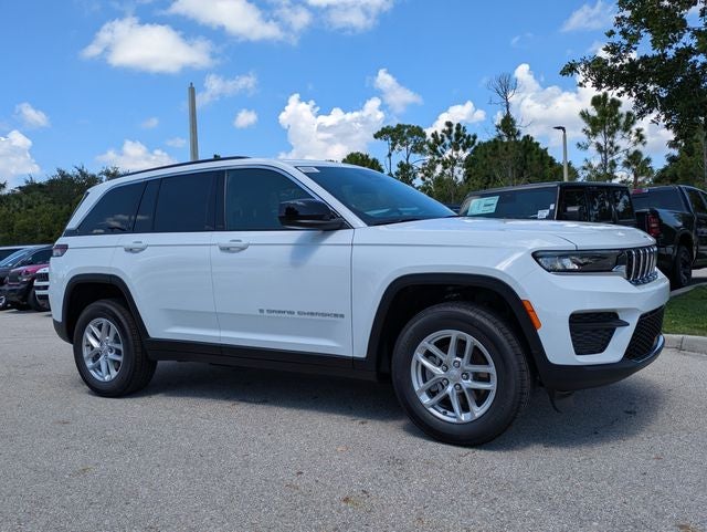 2026 Jeep Grand Cherokee GRAND CHEROKEE LAREDO X 4X2