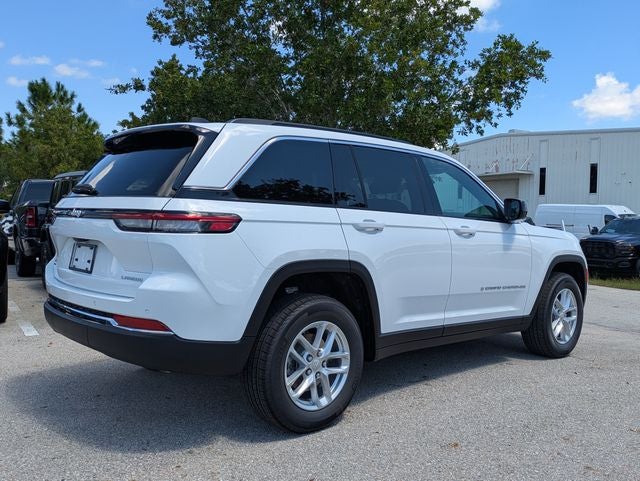 2026 Jeep Grand Cherokee GRAND CHEROKEE LAREDO X 4X2
