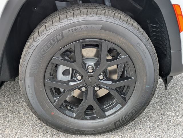 2026 Jeep Grand Cherokee GRAND CHEROKEE LAREDO ALTITUDE 4X2