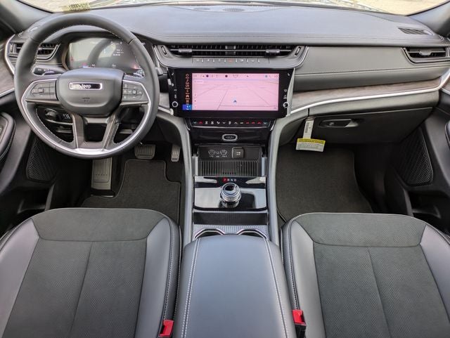 2026 Jeep Grand Cherokee GRAND CHEROKEE LAREDO ALTITUDE 4X2