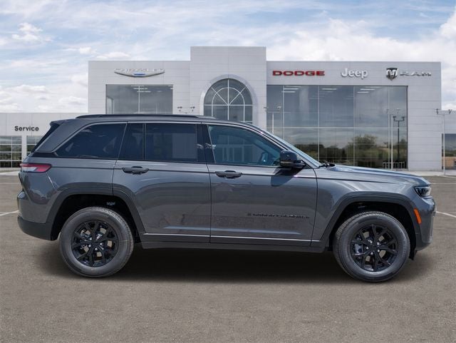 2026 Jeep Grand Cherokee GRAND CHEROKEE LAREDO ALTITUDE 4X2