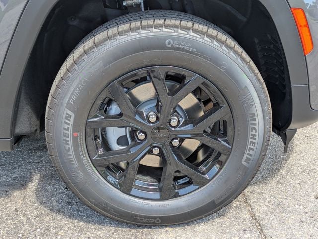 2026 Jeep Grand Cherokee GRAND CHEROKEE LAREDO ALTITUDE 4X2