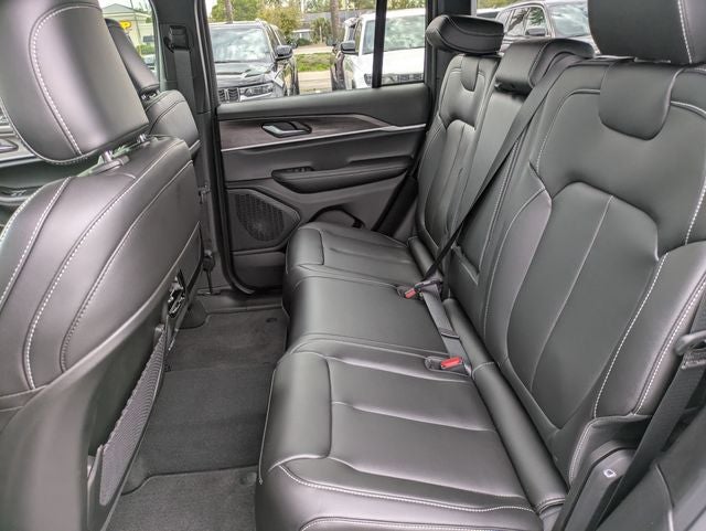 2025 Jeep Grand Cherokee GRAND CHEROKEE LIMITED 4X2