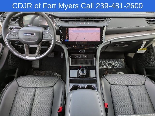 2027 Jeep Grand Cherokee GRAND CHEROKEE LIMITED 4X2