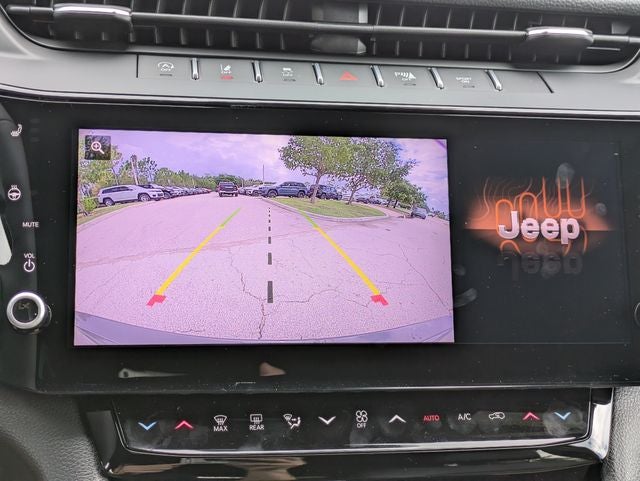2027 Jeep Grand Cherokee GRAND CHEROKEE LIMITED 4X2