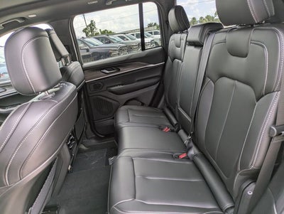 2027 Jeep Grand Cherokee Limited
