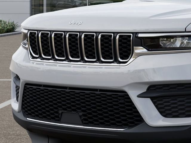 2026 Jeep Grand Cherokee GRAND CHEROKEE LAREDO 4X4