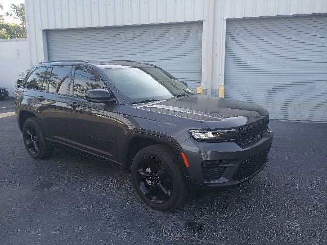 2022 Jeep Grand Cherokee Altitude 4x4