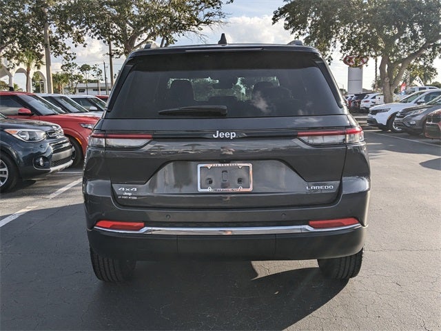 2025 Jeep Grand Cherokee Laredo 4x4