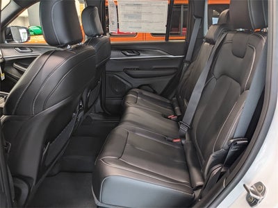 2025 Jeep Grand Cherokee GRAND CHEROKEE LIMITED 4X4