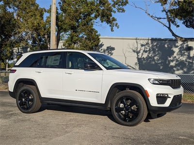 2025 Jeep Grand Cherokee GRAND CHEROKEE LIMITED 4X4