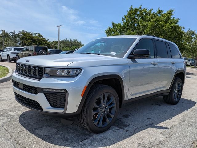 2026 Jeep Grand Cherokee GRAND CHEROKEE 85TH ANNIVERSARY EDITION 4X4