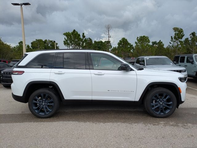 2026 Jeep Grand Cherokee GRAND CHEROKEE 85TH ANNIVERSARY EDITION 4X4
