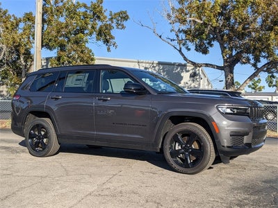 2025 Jeep Grand Cherokee GRAND CHEROKEE L ALTITUDE X 4X2