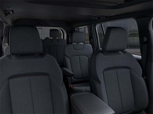 2025 Jeep Grand Cherokee GRAND CHEROKEE L LAREDO X 4X2