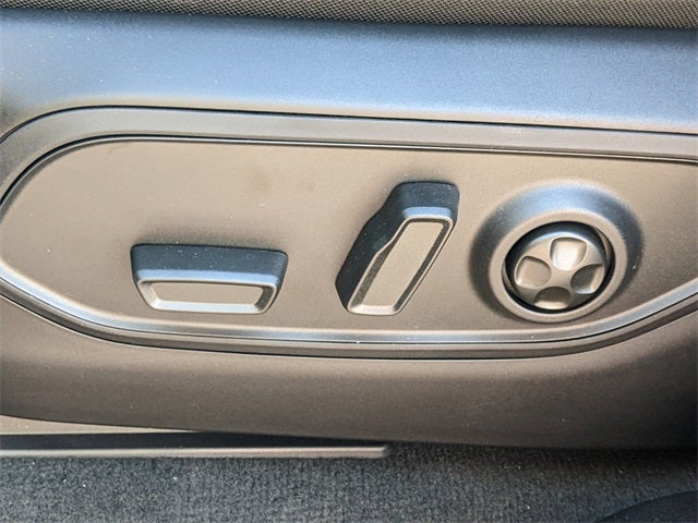 2025 Jeep Grand Cherokee GRAND CHEROKEE L LAREDO X 4X2