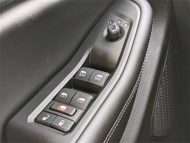 2025 Jeep Grand Cherokee GRAND CHEROKEE L LAREDO X 4X2