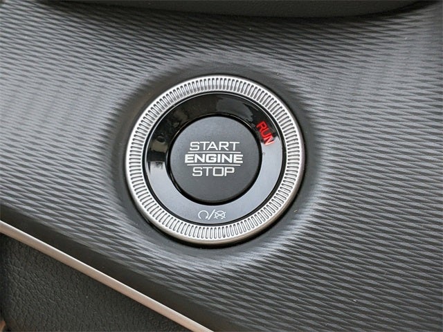 2025 Jeep Grand Cherokee GRAND CHEROKEE L LAREDO 4X2