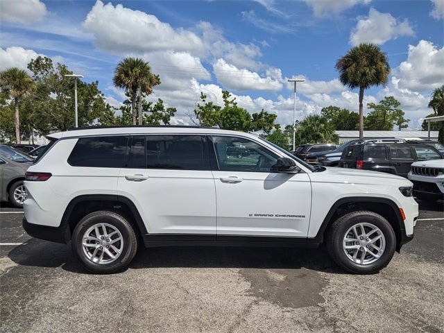 2025 Jeep Grand Cherokee GRAND CHEROKEE L LAREDO 4X2