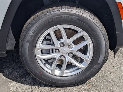 2025 Jeep Grand Cherokee GRAND CHEROKEE L LAREDO 4X2