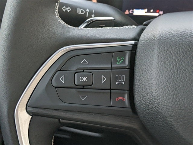 2025 Jeep Grand Cherokee GRAND CHEROKEE L LAREDO X 4X2