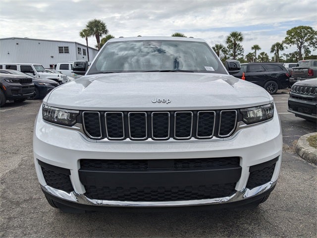 2025 Jeep Grand Cherokee GRAND CHEROKEE L LAREDO X 4X2