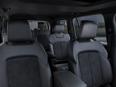 2027 Jeep Grand Cherokee GRAND CHEROKEE L LAREDO ALTITUDE 4X2