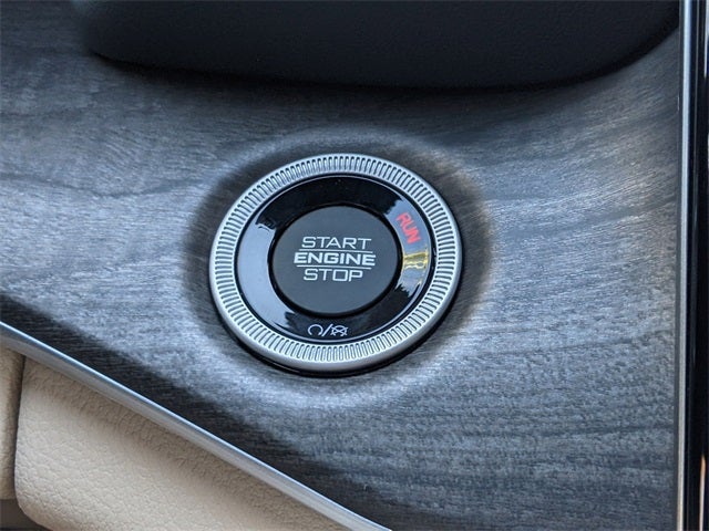 2025 Jeep Grand Cherokee GRAND CHEROKEE L LIMITED 4X2