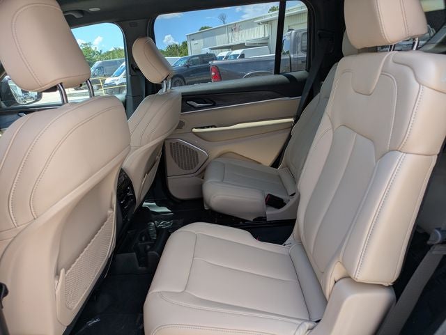 2026 Jeep Grand Cherokee GRAND CHEROKEE L LIMITED 4X2