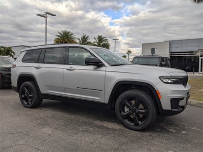 2025 Jeep Grand Cherokee GRAND CHEROKEE L ALTITUDE X 4X4