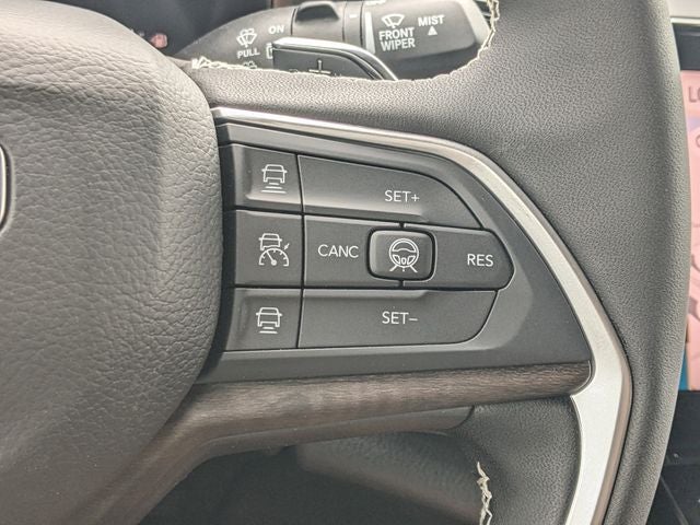 2026 Jeep Grand Cherokee GRAND CHEROKEE L LAREDO ALTITUDE 4X4