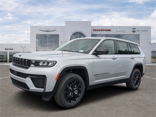 2026 Jeep Grand Cherokee GRAND CHEROKEE L LAREDO ALTITUDE 4X4