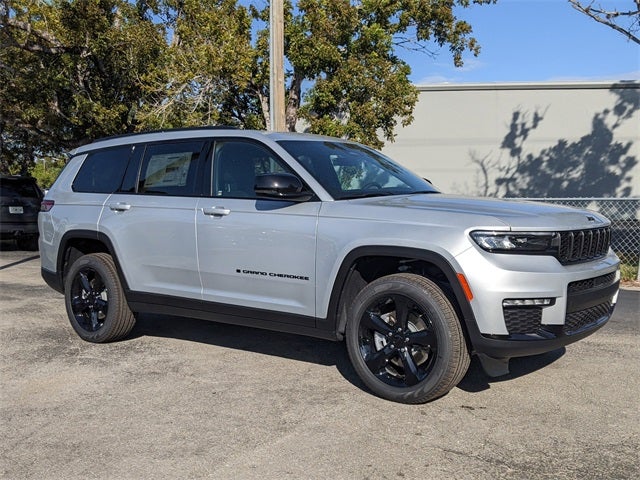 2025 Jeep Grand Cherokee GRAND CHEROKEE L LIMITED 4X4