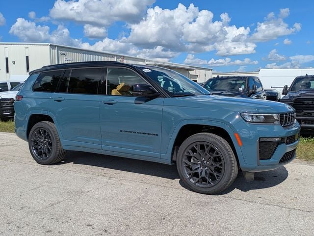 2027 Jeep Grand Cherokee Summit