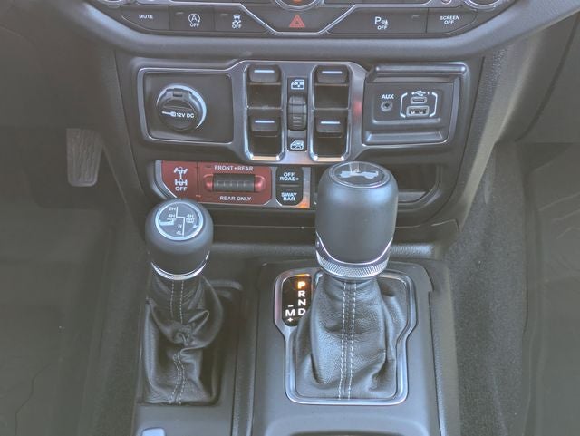 2025 Jeep Wrangler 4-Door Recon 4x4