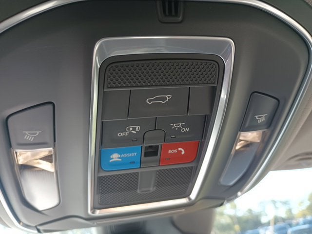 2024 Jeep Wagoneer Base