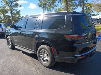 2024 Jeep Wagoneer Base
