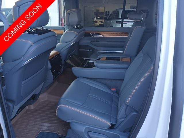 2022 Jeep Grand Wagoneer Series II 4x4