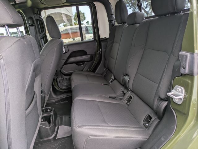2022 Jeep Gladiator Overland 4x4