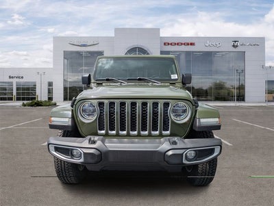 2022 Jeep Gladiator Overland 4x4